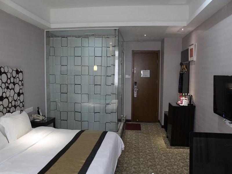 Nisi Hotel Wuhan Buitenkant foto